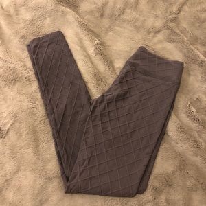 Beyond Yoga Quilted Leggings ⭐️BUNDLE 2 for $30!⭐️